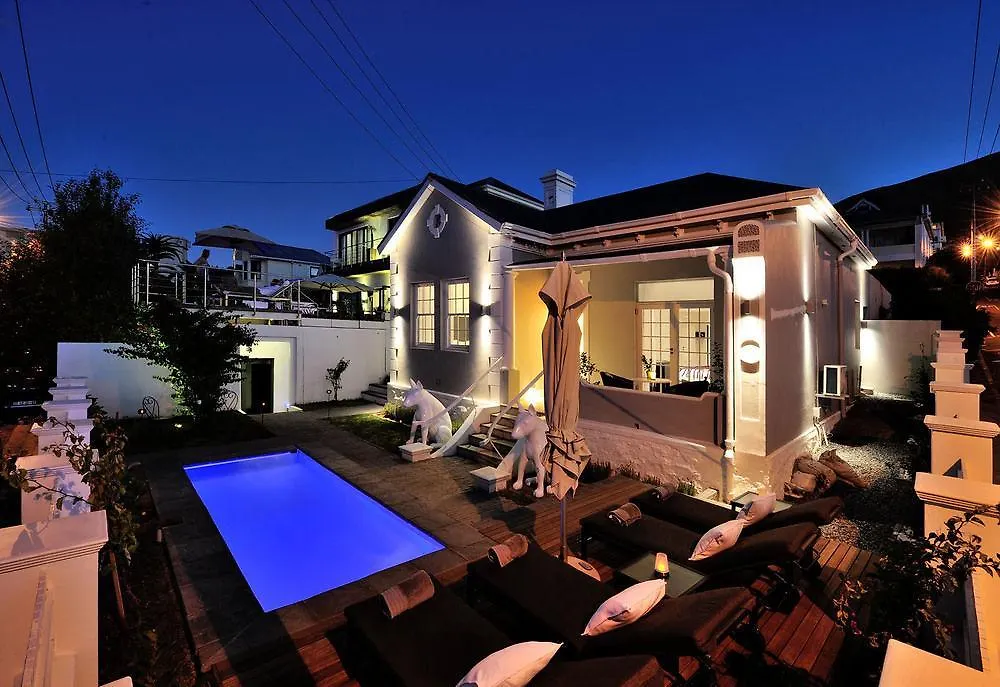 Dysart Boutique Hotel - Solar Power Cape Town