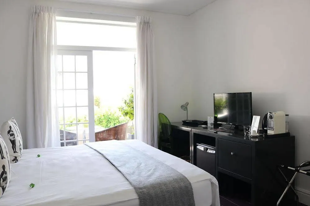 Dysart Boutique Hotel - Solar Power Cape Town