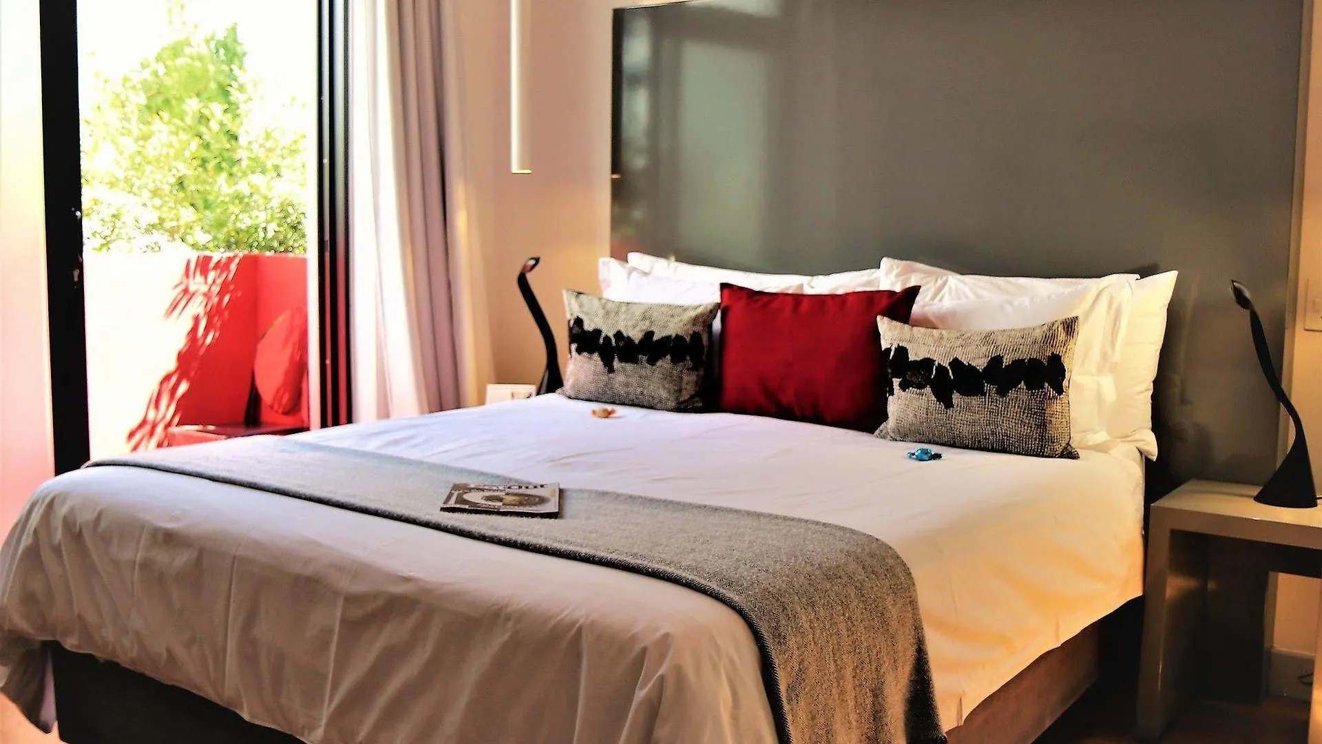 Dysart Boutique Hotel - Solar Power Cape Town