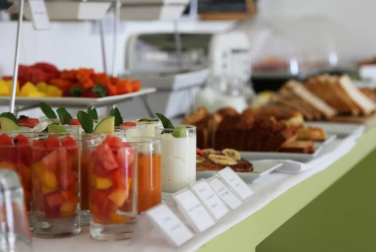 Dysart Boutique Hotel - Solar Power Cape Town